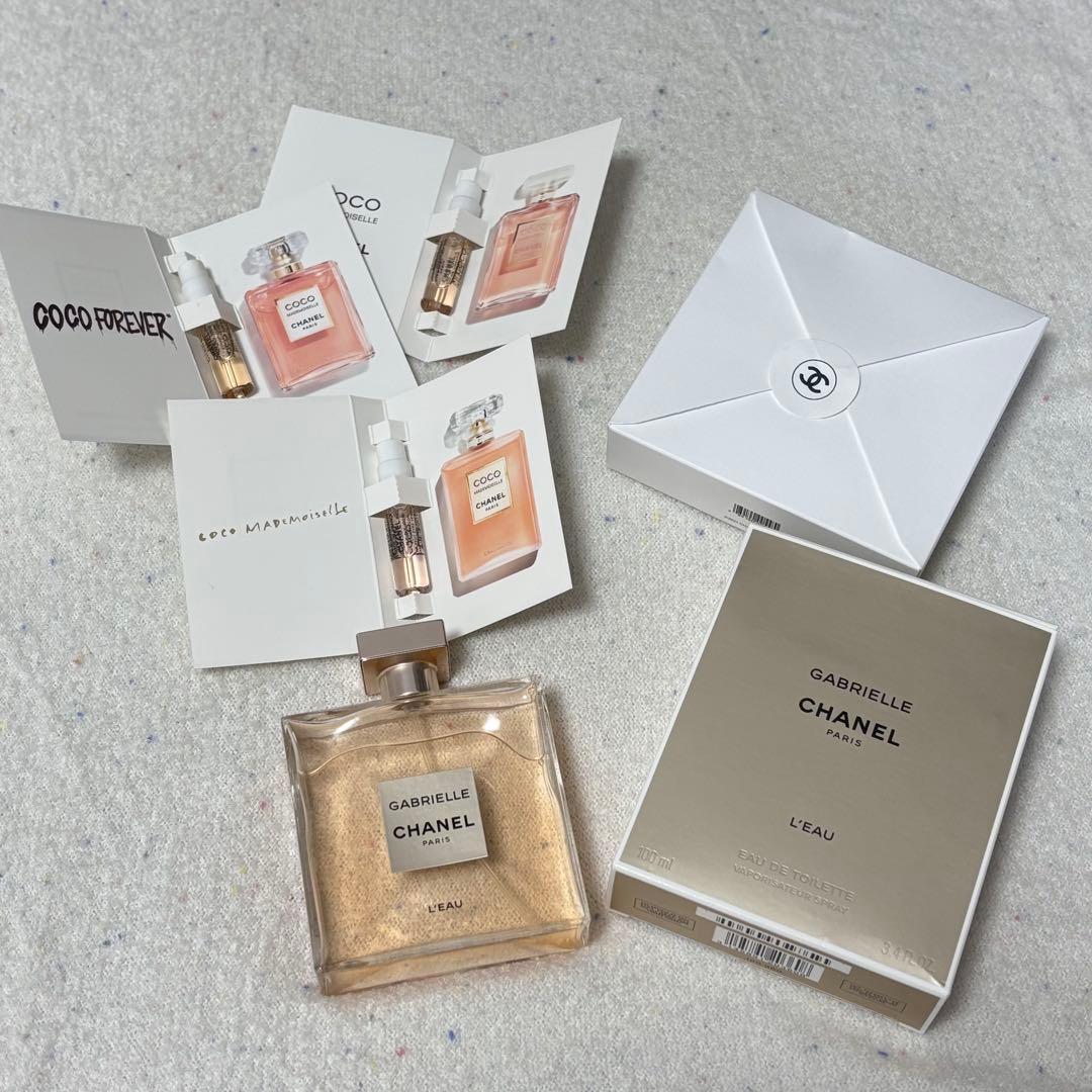 GABRIELLE CHANEL L'EAU 香水とサンプルセット