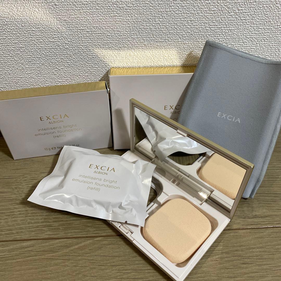 【新品未開封】エクシアンテリサンスブライトエマルジョンファンデーションNA201