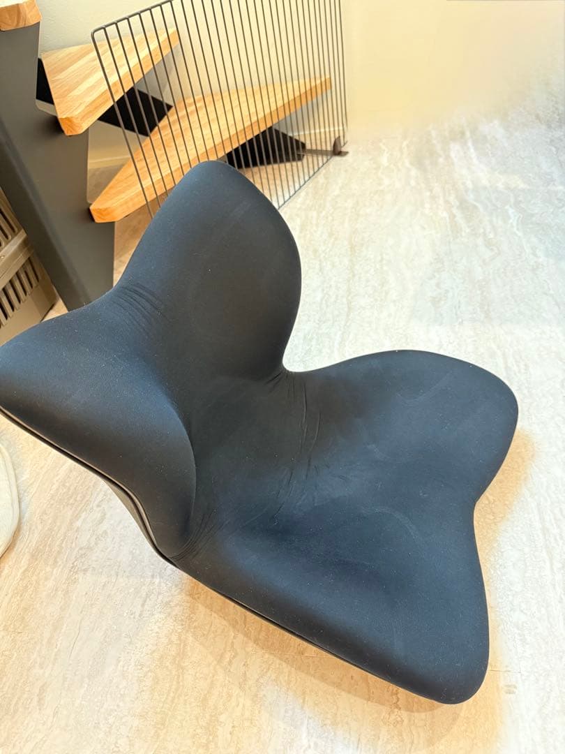 MTG Style PREMIUM／スタイルプレミアム】黒 姿勢サポートチェア